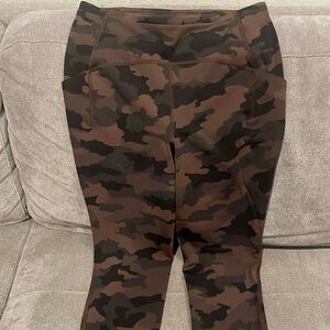 Lululemon swift speed HR tight 28” Tag removed and washed, brand new,never worn.